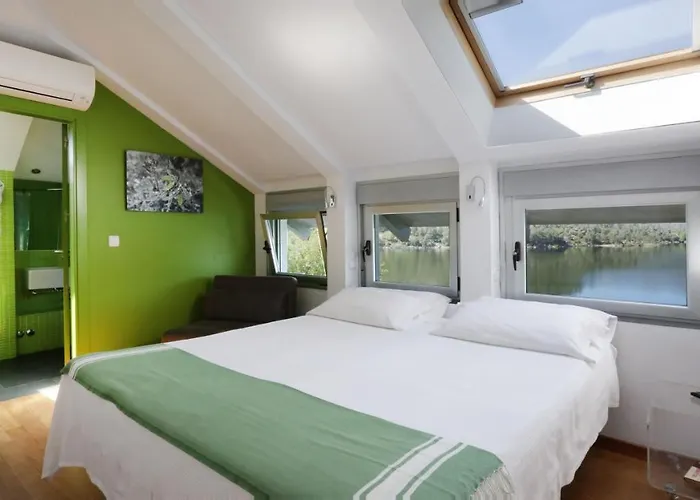 Pensión Del Agua 4*